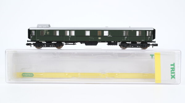 Minitrix N 13767K Eilzug Packwagen D4üe DB