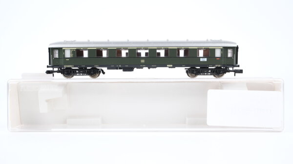 Fleischmann N 8631K Schnellzugwagen 1. Kl A4üe DB