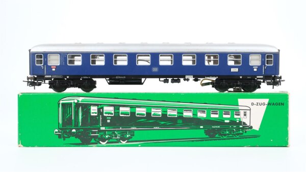 Märklin H0 4027 Reisezugwagen (dunkelblauer Wagenkasten) A4ümg der DB