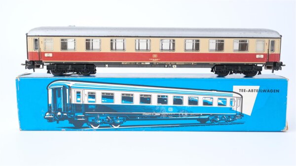 Märklin H0 4085 Reisezugwagen (TEE-ABTEILWAGEN, 61 80 19-80 122-3, beige-rot) 1.Kl.  Av4üm / Avüm 111 der DB