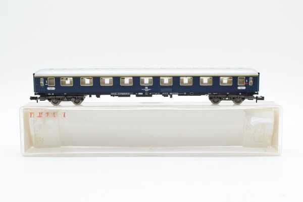 Fleischmann N 8110 Schnellzugwagen 1. Kl Avümz 111 DB