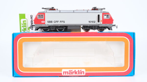 Märklin H0 3323 E-Lok BR Serie Re 4/4?? 10102 SBB CFF FFS Wechselstrom (vermutlich verharzt)