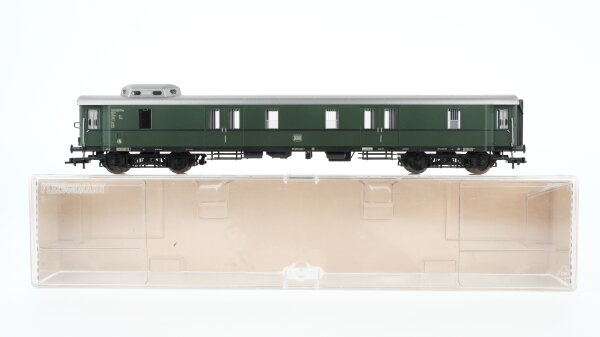 Fleischmann H0 5630 K Schnellzug-Gepäckwagen 105 828 Ffm DB