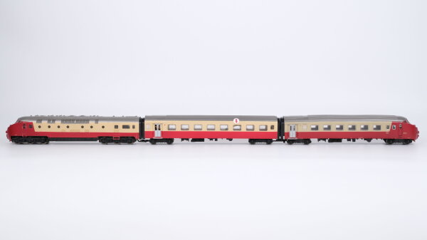 Märklin H0 Dieseltriebwagenzug TEE BR 502 SBB-CFF Wechselstrom Digital (Gehäuse lose)