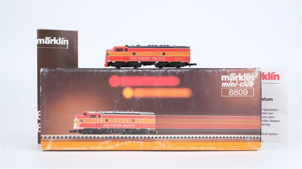 Märklin Z 8809 Diesellokomotive Typ F 7 der Southern Pacific (vermutlich verharzt)