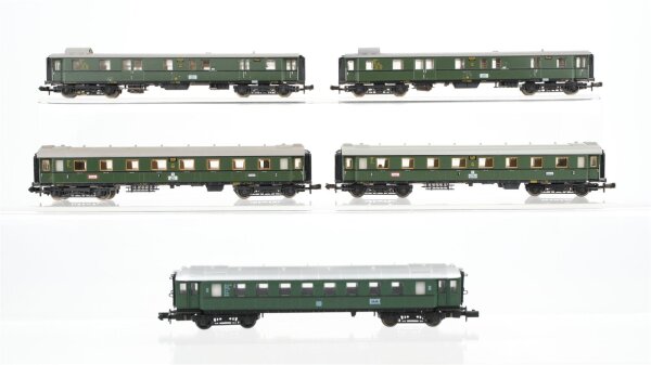Minitrix N Konvolut Schnellzugwagen 1./2. Kl. Postwagen DR u.a.
