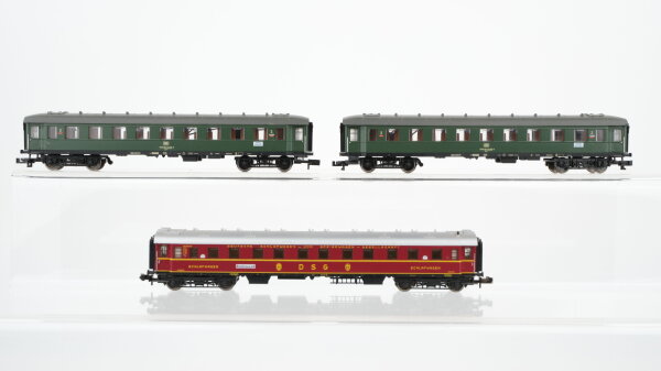 Fleischmann u.a. N Konvolut Schnellzugwagen 2. Kl. Schlafwagen "Mitropa" DB u.a.