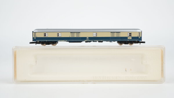 Märklin Z 8722 Reisezugwagen (Gepäckwagen, oceanblau/beige) Düm(s) 902 der DB