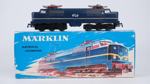 Märklin H0 3051 E-Lok BR 1223 NS Wechselstrom