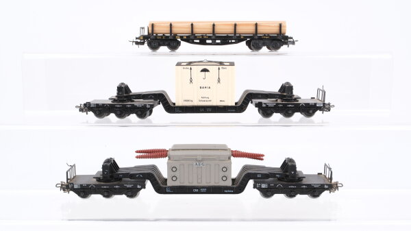 Märklin H0 Konvolut 2 Schwertransportwagen "Trafo AEG, Überseekiste" Rungenwagen mit Holzstämmen DB