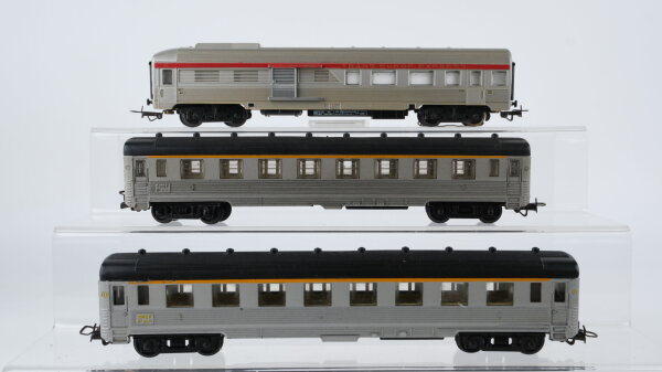 Jouef H0 Konvolut Abteilwagen 1. Kl. TEE-Reisezugwagen mit Gepäckabteil SNCF u.a.