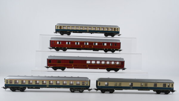 Lima H0 Konvolut Speisewagen Schlafwagen "Mitropa" Abteilwagen 2. Kl. Gepäckwagen DB u.a. (Abbrüche)