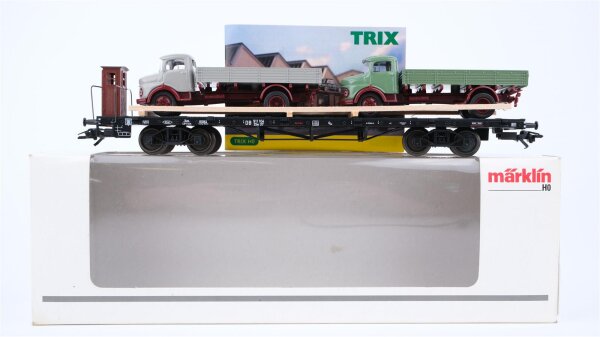 Märklin H0 46285 Flachwagen mit LKW-Ladung DB