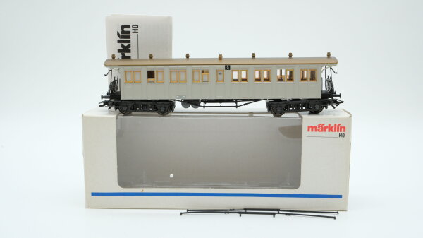 Märklin H0 42142 Personenwagen Arztwagen KWStE