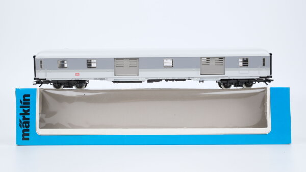 Märklin H0 4283 Gepäckwagen Dm 902 der DB