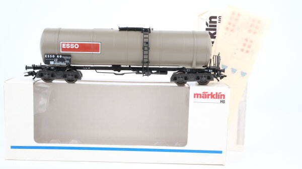 Märklin H0 4754 Mineralöl-Kesselwagen (ESSO)  Kesselwagen der ESSO AG  DB