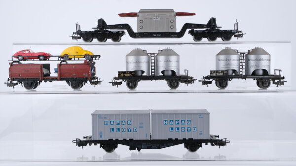 Märklin H0 Konvolut Silowagen "Braunkohlenstaub" Containertragewagen "Hapag Lloyd" Autotransportwagen mit PKW Schwertransportwagen mit Trafo "AEG" DB