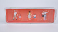 Preiser H0 10326 Laufende Passanten / Pärchen