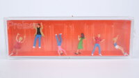 Preiser H0 24660 Figuren zur Schiffschaukel