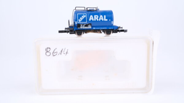 Märklin Z 8613 Kesselwagen mit Bremserbühne "ARAL" DB