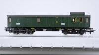 Märklin H0 Konvolut Personenwagen 3.Kl. "17944" Packwagen "107766" beleuchtet DR