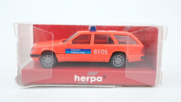 Herpa H0 043595 MB 300 TE Feuerwehr Flughafen Frankfurt Main