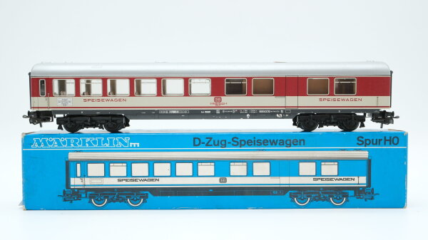 Märklin H0 4054 Reisezugwagen (Speisewagen; 51 80 88-80 233-6) WRümh 132 der DB