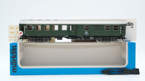 Märklin H0 4133 Personenwagen mit Gepäckabteil 2.Kl DB