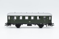 Märklin H0 4235 Reisezugwagen (Personenwagen 2.Kl)  Bie 32 der DB