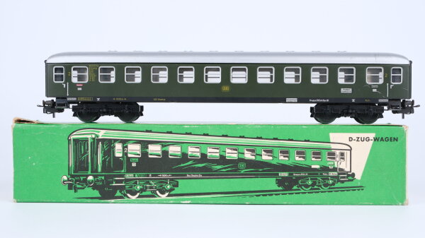 Märklin H0 4022 Personenwagen 2.Kl. grün DB