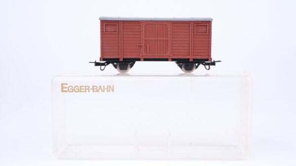 Egger-Bahn H0e 2303 gedeckter Güterwagen