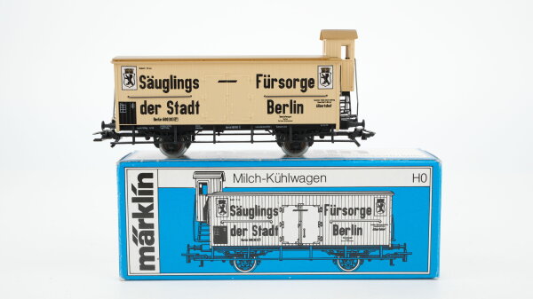 Märklin H0 4781 Kühlwagen (Säuglings-Fürsorge der Stadt Berlin) mit Bremserhaus Gk10 der KPEV