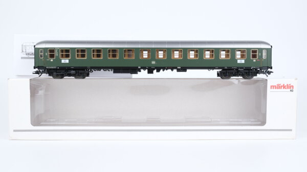 Märklin H0 43920 Schnellzugwagen 2. Kl. B4üm-63 der DB