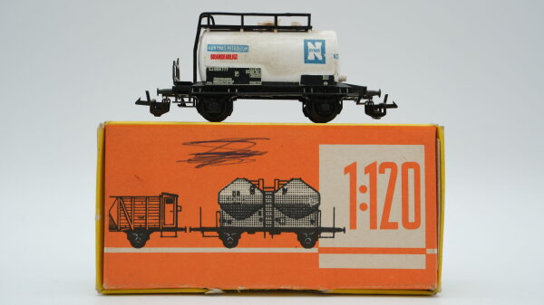 Zeuke TT 4419 Kesselwagen "Nynas" SJ