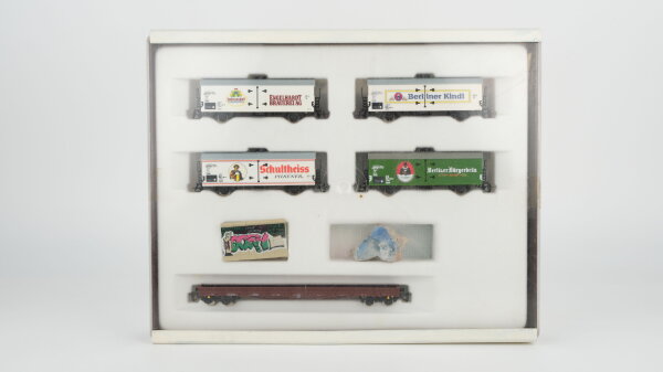 Zeuke TT 01530 Güterwagen-Set "Deutsche Einheit Berlin 1990 mit Wandhalter