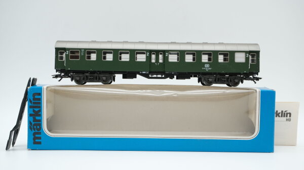 Märklin H0 4132 Reisezugwagen 2.Kl. Byg 515 der DB