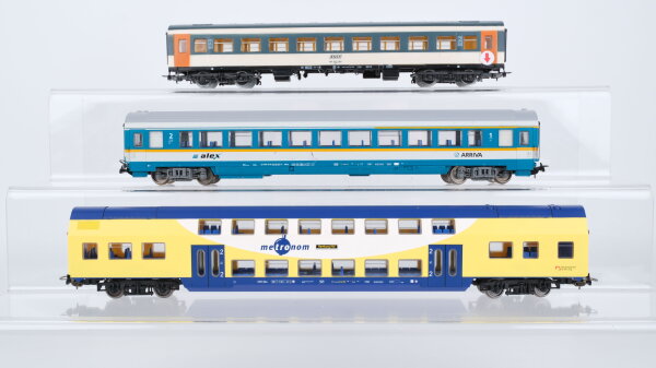 Piko H0 Konvolut Doppelstockwagen "metronom" 2.Kl. Personenwagen "alex" 1./2.Kl. Abteilwagen 2.Kl. SNCF/u.a.