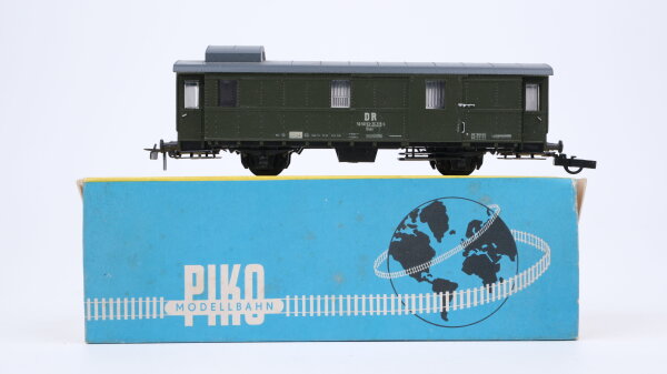 Piko H0 5/6606-01 Gepäckwagen DR