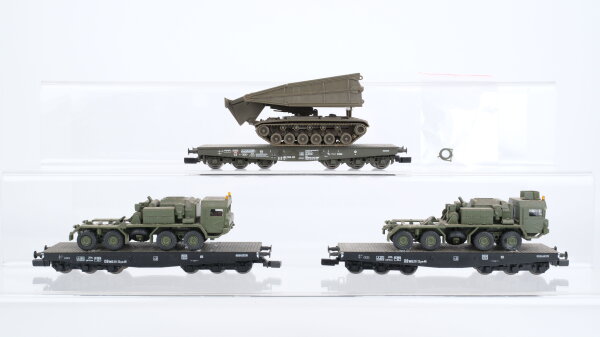 Liliput H0 Konvolut Flachwagen mit Panzer Militärfahrzeugen Bundeswehr DB
