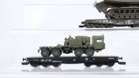 Liliput H0 Konvolut Flachwagen mit Panzer Militärfahrzeugen Bundeswehr DB