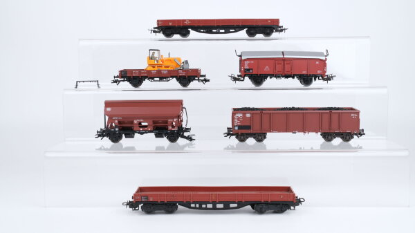 Märklin H0 Konvolut Niederbordwagen teilbeladen Selbsttentladewagen Klappdachwagen Hochbordwagen mit Kohle DB