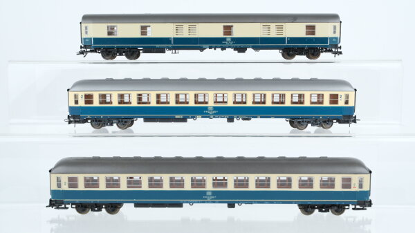Roco H0 Konvolut Reisezugwagen 2. Kl. Gepäckwagen DB