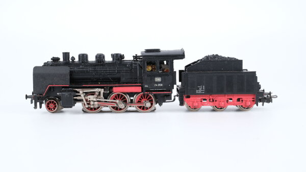 Märklin H0 Dampflok mit Tender BR 24 056 DB Wechselstrom (Licht defekt)