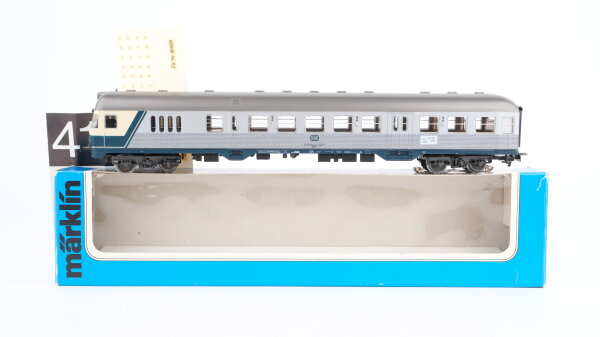 Märklin H0 4160 Nahverkehrswagen mit Gepäckabteil und Führerstand BDnf 735 der DB