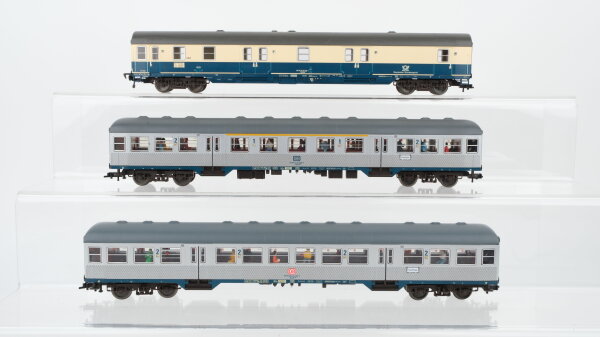 Fleischmann H0 Konvolut Abteilwagen 1/2.Kl. Grossraumwagen 2.Kl. "Silberling" Postwagen beige/oceanblau DB