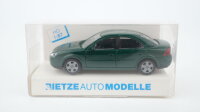 Rietze H0 11140 Ford Mondeo Stufenheck grün
