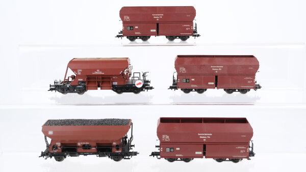 Roco u.a. H0 Konvolut Selbstentladewagen teilbeladen DR u.a.
