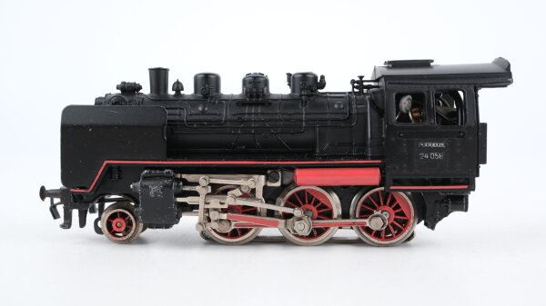 Märklin H0 Dampflok BR 24 058 Wechselstrom Analog