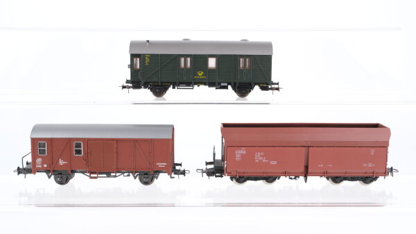 Roco u.a. H0 Konvolut gedeckte Güterwagen "Deutsche Bundespost" Selbstentladewagen DB