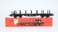 Märklin H0 4516 Flachwagen mit Rungen SSka der DB